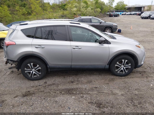 44963599 :رقم المزاد ، 2T3BFREV6GW427849 vin ، 2016 Toyota Rav4 Le مزاد بيع