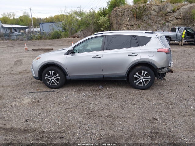 44963599 :رقم المزاد ، 2T3BFREV6GW427849 vin ، 2016 Toyota Rav4 Le مزاد بيع