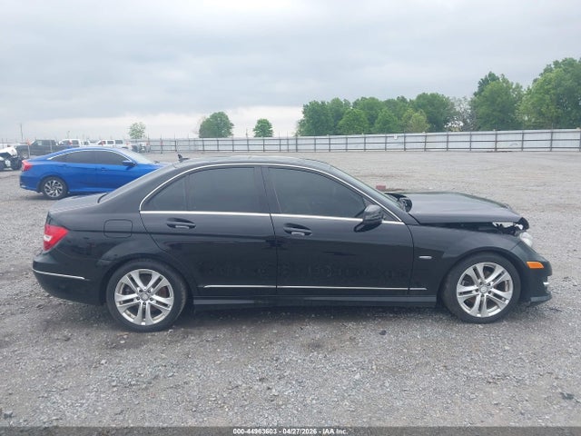 44963603 :رقم المزاد ، WDDGF4HB7CA632721 vin ، 2012 Mercedes-benz C 250 Sport مزاد بيع