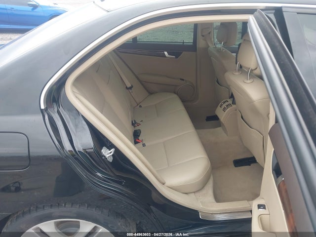 44963603 :رقم المزاد ، WDDGF4HB7CA632721 vin ، 2012 Mercedes-benz C 250 Sport مزاد بيع