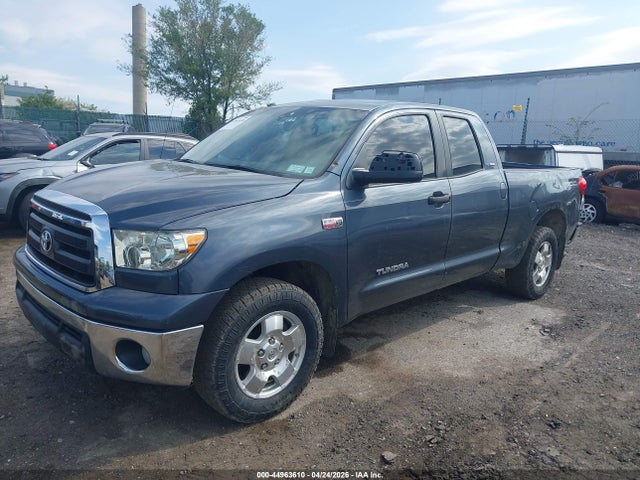 Продажа на аукционе авто 2010 Toyota Tundra Grade 5.7l V8, vin: 5TFUY5F10AX104567, номер лота: 44963610