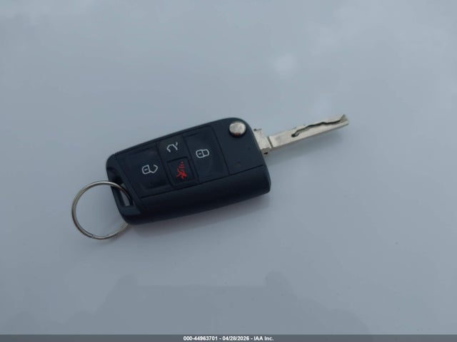 44963701 :رقم المزاد ، 3VWCB7BU7KM214836 vin ، 2019 Volkswagen Jetta 1.4t R-line/1.4t S/1.4t Se مزاد بيع