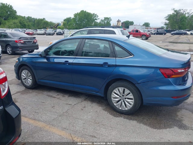 44963701 :رقم المزاد ، 3VWCB7BU7KM214836 vin ، 2019 Volkswagen Jetta 1.4t R-line/1.4t S/1.4t Se مزاد بيع