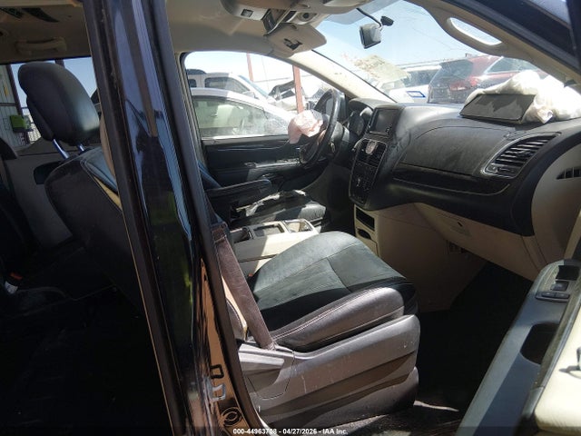 44963708 :رقم المزاد ، 2C4RC1BG5ER442123 vin ، 2014 Chrysler Town & Country Touring مزاد بيع