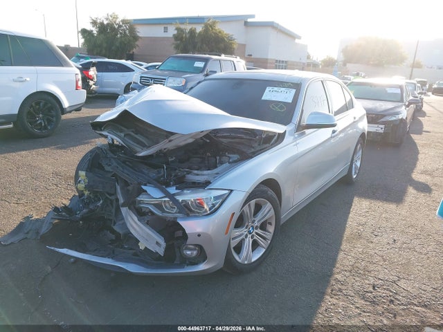 BMW 330i Xdrive 2017 WBA8D9G56HNU58702 Image 2