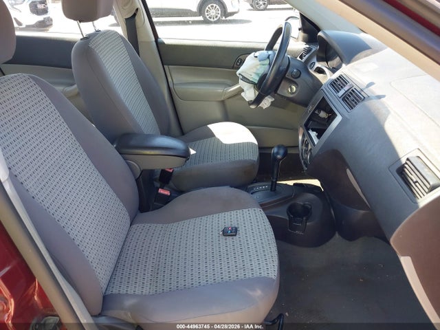 44963745 :رقم المزاد ، 1FAHP34NX7W139460 vin ، 2007 Ford Focus S/se/ses مزاد بيع