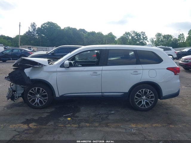 Продаж на аукціоні авто 2017 Mitsubishi Outlander Se, vin: JA4AD3A39HZ023202, номер лоту: 44963755