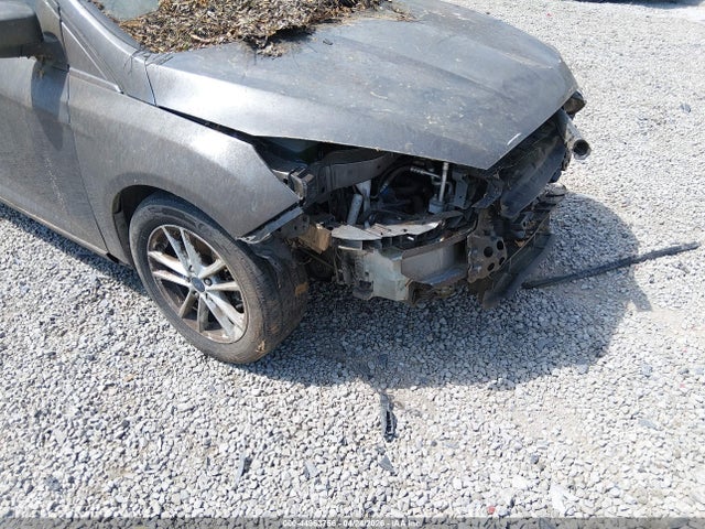Продажа на аукционе авто 2018 Ford Focus Se, vin: 1FADP3F28JL315352, номер лота: 44963756