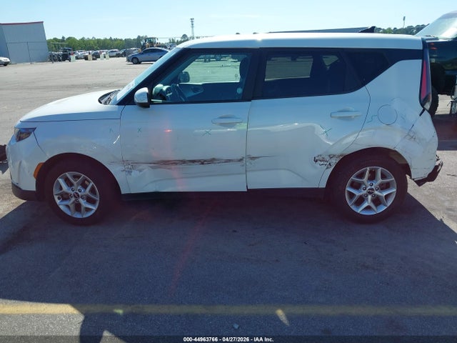 44963766 :رقم المزاد ، KNDJ23AU9P7888914 vin ، 2023 Kia Soul Lx مزاد بيع