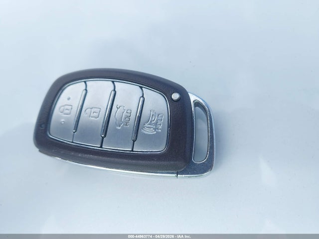 Продаж на аукціоні авто 2020 Hyundai Elantra Value Edition, vin: 5NPD84LFXLH516875, номер лоту: 44963774