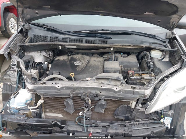 44963782 :رقم المزاد ، 5TDKZ3DC7LS023426 vin ، 2020 Toyota Sienna Le مزاد بيع