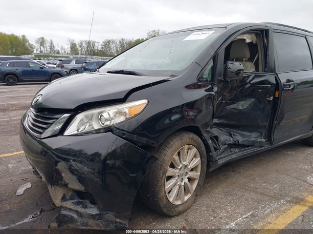 2013 Toyota Sienna Le 7 Passenger მანქანა იყიდება აუქციონზე, vin: 5TDJK3DC6DS049095, აუქციონის ნომერი: 44963803
