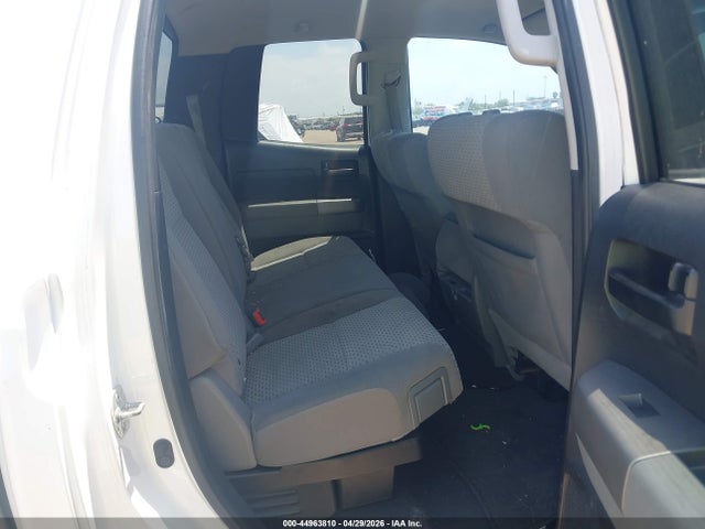44963810 :رقم المزاد ، 5TFJU521X7X002965 vin ، 2007 Toyota Tundra Base V6 مزاد بيع