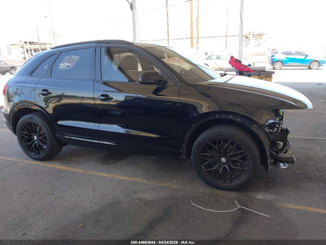2018 Audi Q3 2.0t Premium მანქანა იყიდება აუქციონზე, vin: WA1JCCFS3JR032423, აუქციონის ნომერი: 44963844