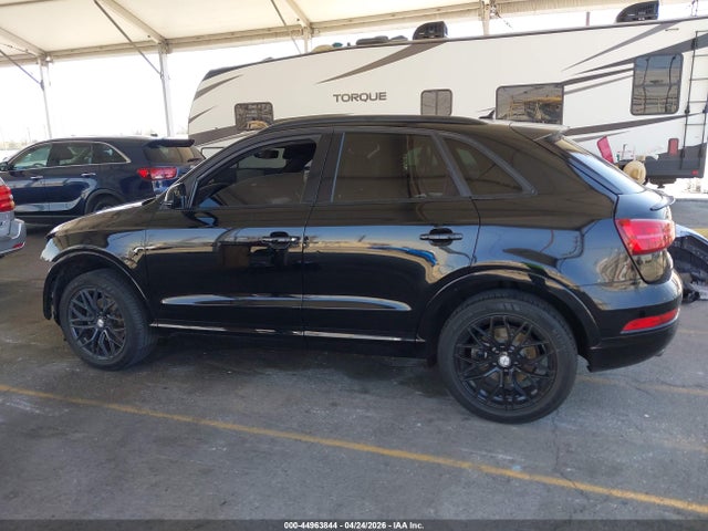 2018 Audi Q3 2.0t Premium მანქანა იყიდება აუქციონზე, vin: WA1JCCFS3JR032423, აუქციონის ნომერი: 44963844