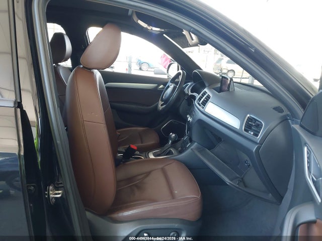 2018 Audi Q3 2.0t Premium მანქანა იყიდება აუქციონზე, vin: WA1JCCFS3JR032423, აუქციონის ნომერი: 44963844