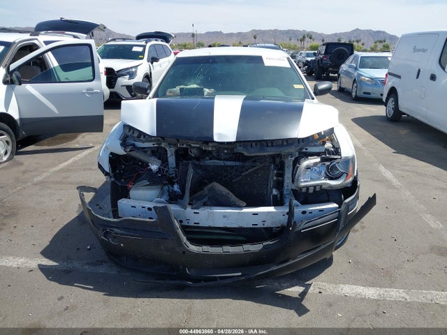 Aukcja sprzedaży 2013 Chrysler 300 300s, vin: 2C3CCABT4DH658704, numer aukcji: 44963860