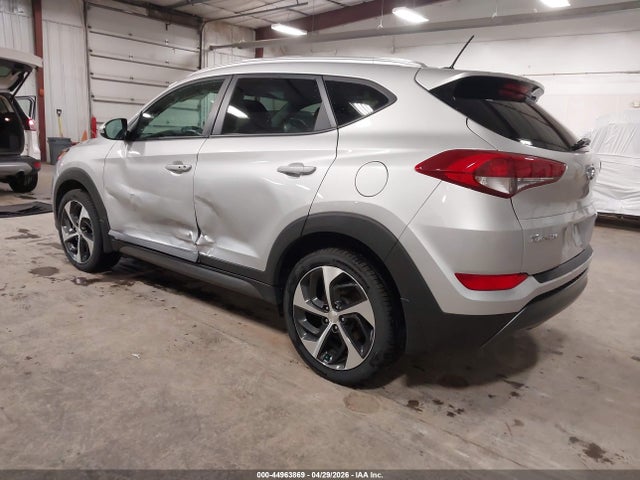 2016 Hyundai Tucson Sport მანქანა იყიდება აუქციონზე, vin: KM8J3CA21GU161114, აუქციონის ნომერი: 44963869