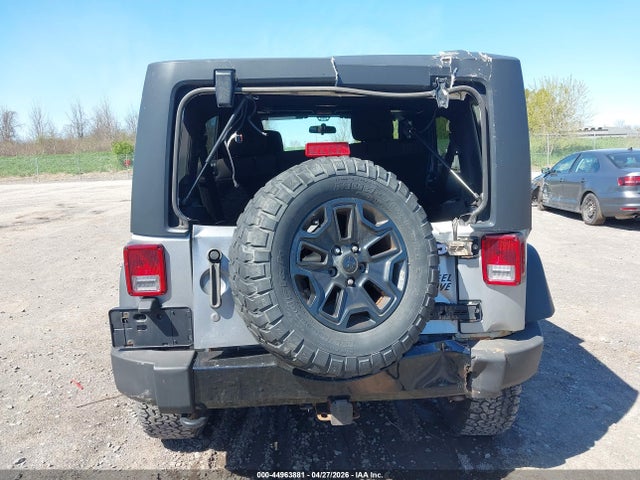 44963881 :رقم المزاد ، 1C4BJWDGXFL576072 vin ، 2015 Jeep Wrangler Unlimited Willys Wheeler مزاد بيع