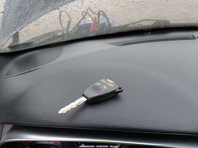 Продажа на аукционе авто 2012 Chrysler 200 Touring, vin: 1C3BCBEB0CN215475, номер лота: 44963889