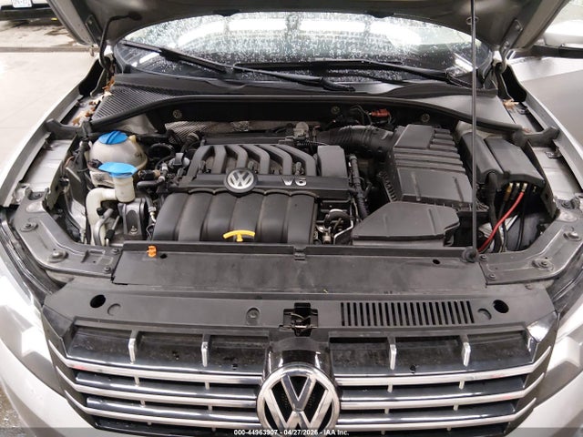 2013 Volkswagen Passat 3.6l V6 Se მანქანა იყიდება აუქციონზე, vin: 1VWBM7A39DC015189, აუქციონის ნომერი: 44963907