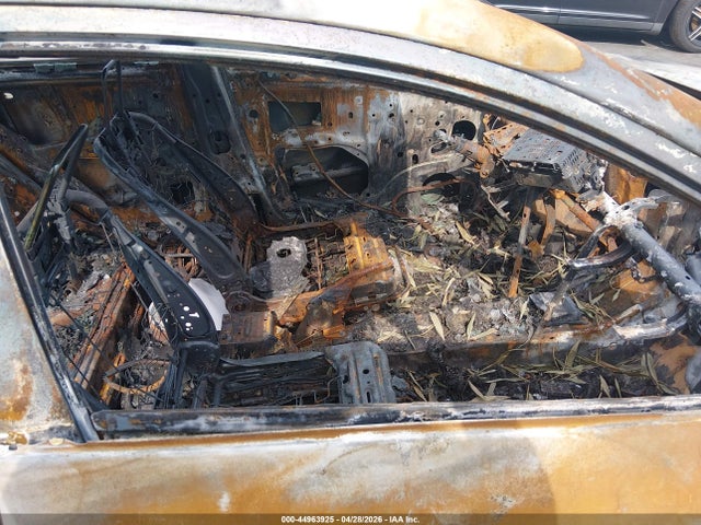 Продажа на аукционе авто 2011 Toyota Corolla Le, vin: JTDBU4EE6B9156955, номер лота: 44963925