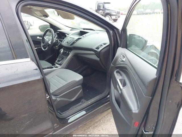 Продаж на аукціоні авто 2015 Ford Escape Se, vin: 1FMCU0GX7FUA23650, номер лоту: 44963932