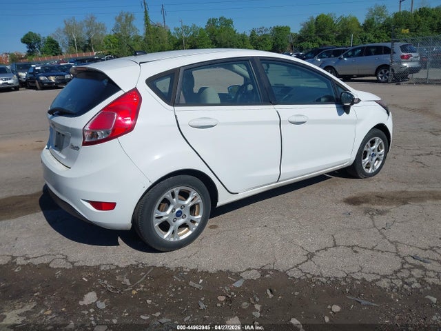 Ford FIESTA SE 2014 3FADP4EJ1EM156550 Image 4