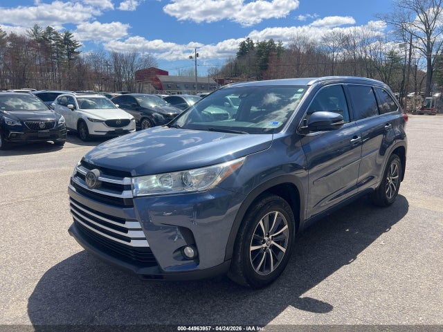 2018 Toyota Highlander Xle მანქანა იყიდება აუქციონზე, vin: 5TDJZRFH5JS862429, აუქციონის ნომერი: 44963957