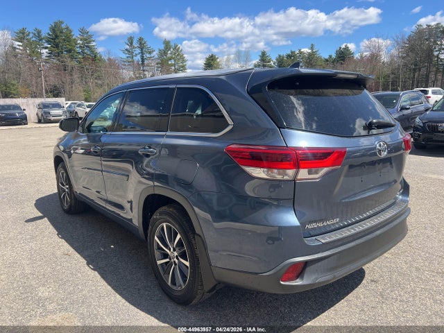 2018 Toyota Highlander Xle მანქანა იყიდება აუქციონზე, vin: 5TDJZRFH5JS862429, აუქციონის ნომერი: 44963957