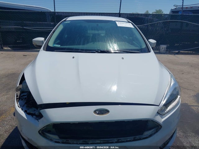 44963971 :رقم المزاد ، 1FADP3F24HL337892 vin ، 2017 Ford Focus Se مزاد بيع