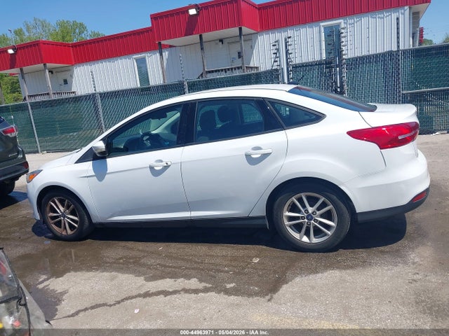 44963971 :رقم المزاد ، 1FADP3F24HL337892 vin ، 2017 Ford Focus Se مزاد بيع