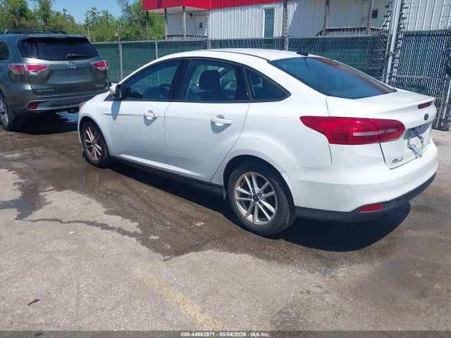 44963971 :رقم المزاد ، 1FADP3F24HL337892 vin ، 2017 Ford Focus Se مزاد بيع