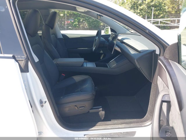 Продаж на аукціоні авто 2026 Tesla Model Y All-wheel Drive/long Range Launch Series/premium All-wheel Drive, vin: 7SAYGDEEXTF453996, номер лоту: 44964027