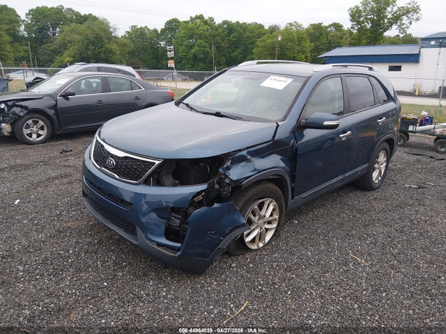 44964039 :رقم المزاد ، 5XYKT4A68EG502671 vin ، 2014 Kia Sorento Lx مزاد بيع