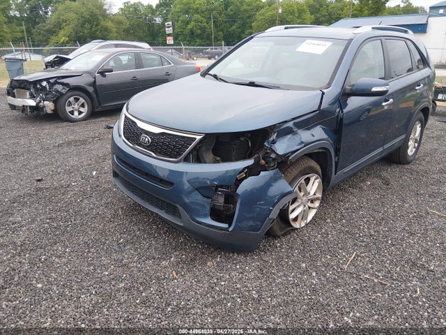 44964039 :رقم المزاد ، 5XYKT4A68EG502671 vin ، 2014 Kia Sorento Lx مزاد بيع