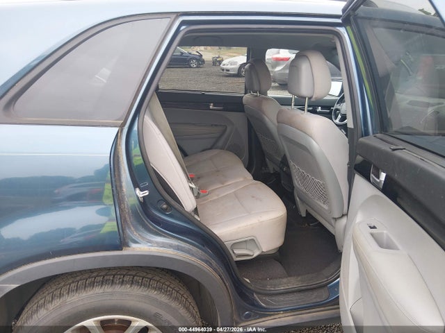 44964039 :رقم المزاد ، 5XYKT4A68EG502671 vin ، 2014 Kia Sorento Lx مزاد بيع