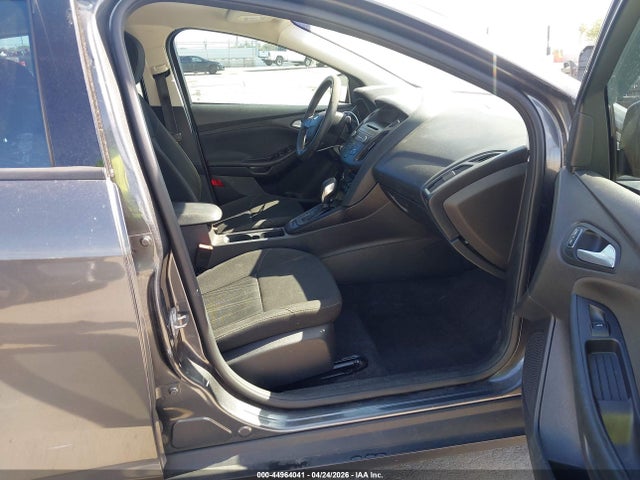 1FADP3FE1HL348407 Ford FOCUS SE