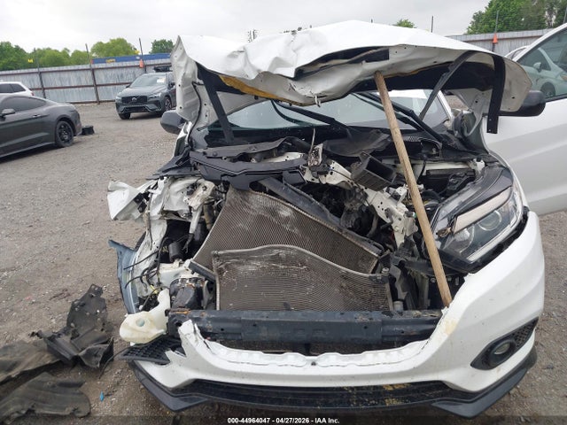 Продажа на аукционе авто 2021 Honda Hr-v 2wd Sport, vin: 3CZRU5H12MM719933, номер лота: 44964047