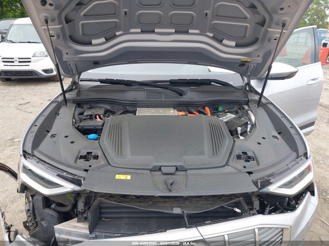 Aukcja sprzedaży 2019 Audi E-tron Premium Plus, vin: WA1VABGE8KB011149, numer aukcji: 44964060