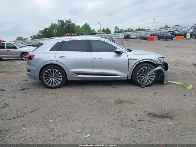 Aukcja sprzedaży 2019 Audi E-tron Premium Plus, vin: WA1VABGE8KB011149, numer aukcji: 44964060