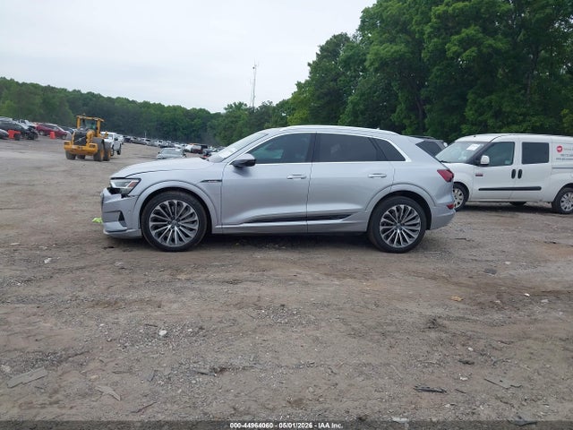 Aukcja sprzedaży 2019 Audi E-tron Premium Plus, vin: WA1VABGE8KB011149, numer aukcji: 44964060