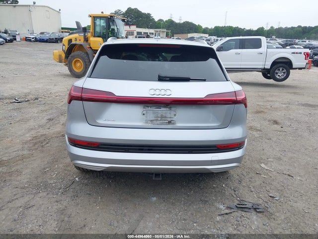 Aukcja sprzedaży 2019 Audi E-tron Premium Plus, vin: WA1VABGE8KB011149, numer aukcji: 44964060