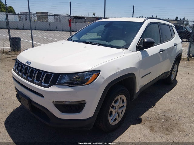 3C4NJDAB1JT392243 Jeep Compass Sport 4x4