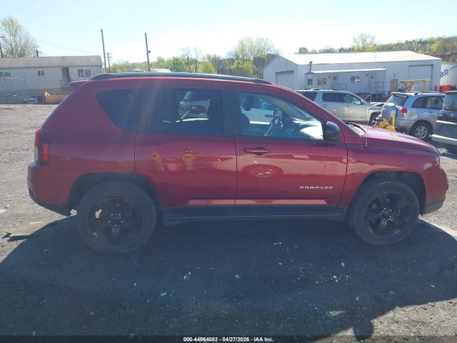 44964082 :رقم المزاد ، 1C4NJDBB5HD105940 vin ، 2017 Jeep Compass Sport 4x4 مزاد بيع
