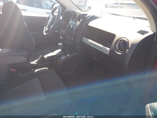 44964082 :رقم المزاد ، 1C4NJDBB5HD105940 vin ، 2017 Jeep Compass Sport 4x4 مزاد بيع