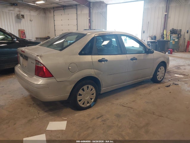 Auction sale of the 2005 Ford Focus Zx4, vin: 1FAFP34N35W140258, lot number: 44964088