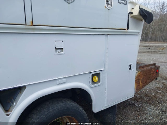 2011 Ford F-450 Chassis Xl მანქანა იყიდება აუქციონზე, vin: 1FDUF4GY2BED05214, აუქციონის ნომერი: 44964110