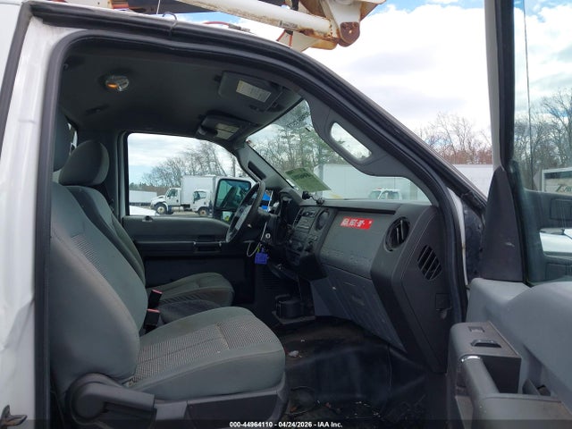 2011 Ford F-450 Chassis Xl მანქანა იყიდება აუქციონზე, vin: 1FDUF4GY2BED05214, აუქციონის ნომერი: 44964110
