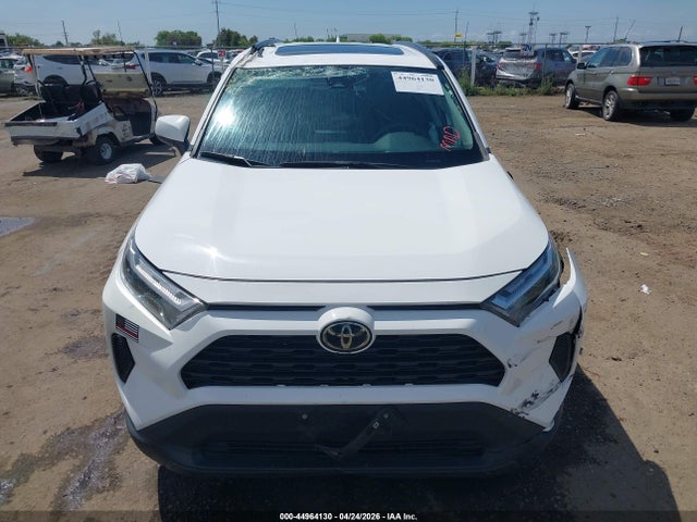 2T3P1RFV3NC264563 Toyota Rav4 Xle